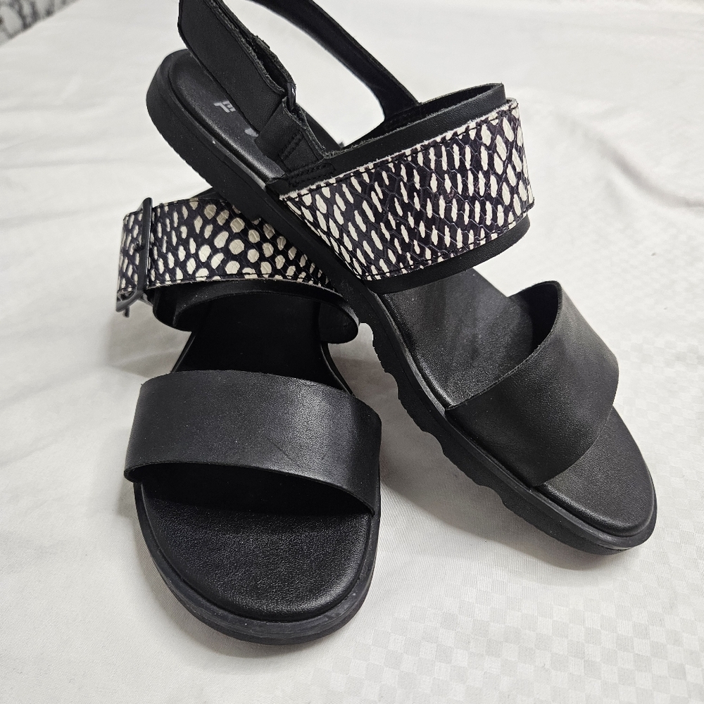 Sorel Ella III Slingback Sandals, Size 7, Black/white Print Large Buckle
